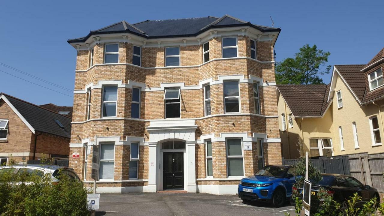 Superb 2 Beds 2 Baths New Apartment W/ Garden+Patio Bournemouth Exteriér fotografie